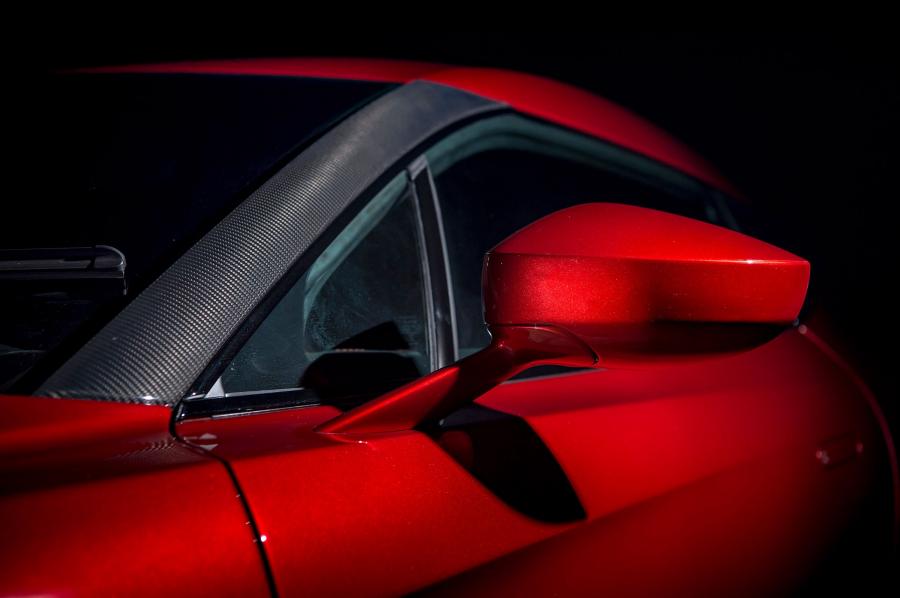 Детали экстерьера Aston Martin Vanquish Zagato 2017 года  (UK) (фото 20 из 43)